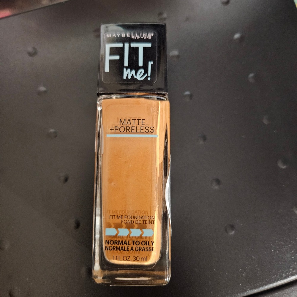 Maybelline Fit Me Matte + Poreless Foundation -  Normal to Oily,‎ 1 fl oz